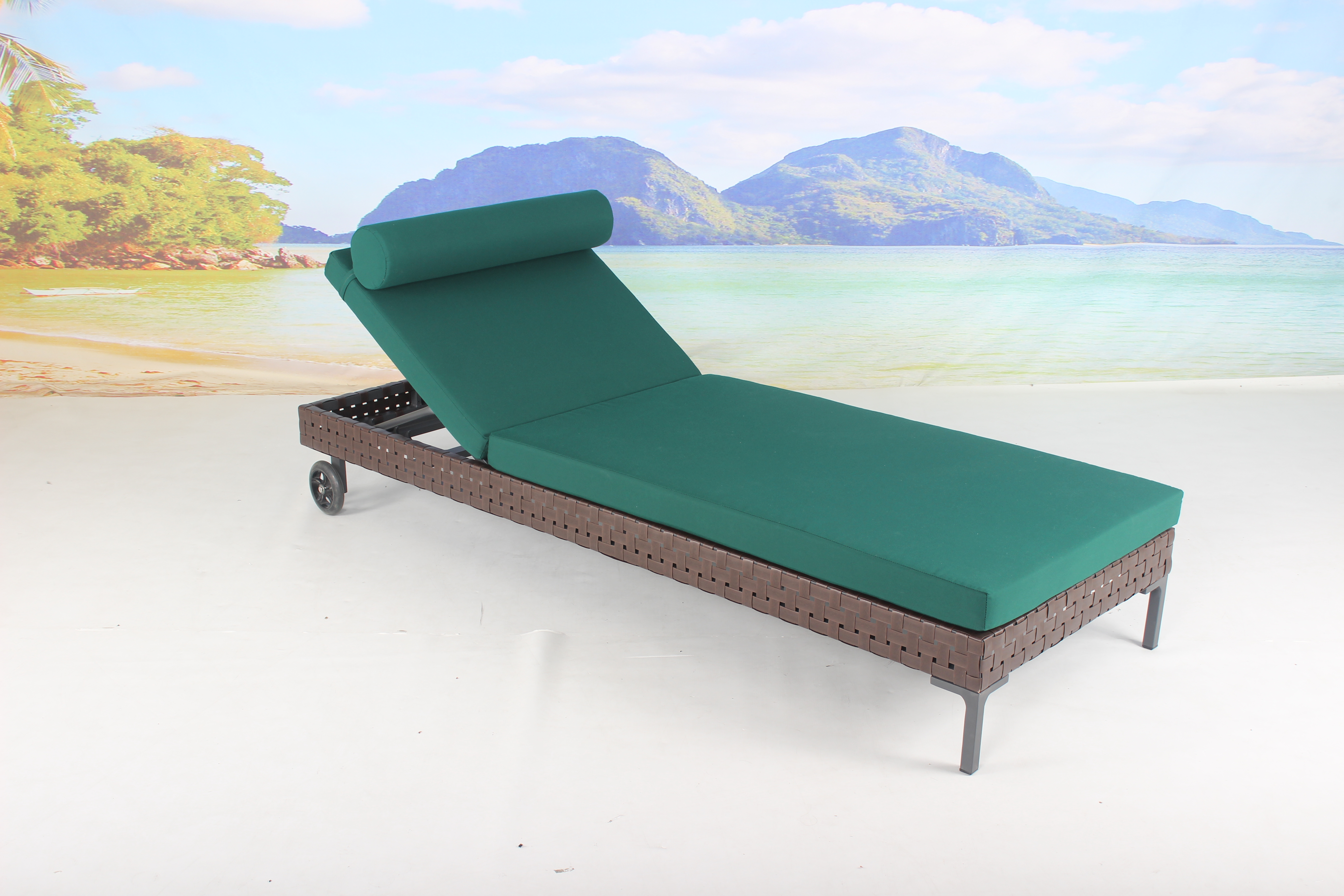 Patio outdoor rattan chaise lounge with cushion