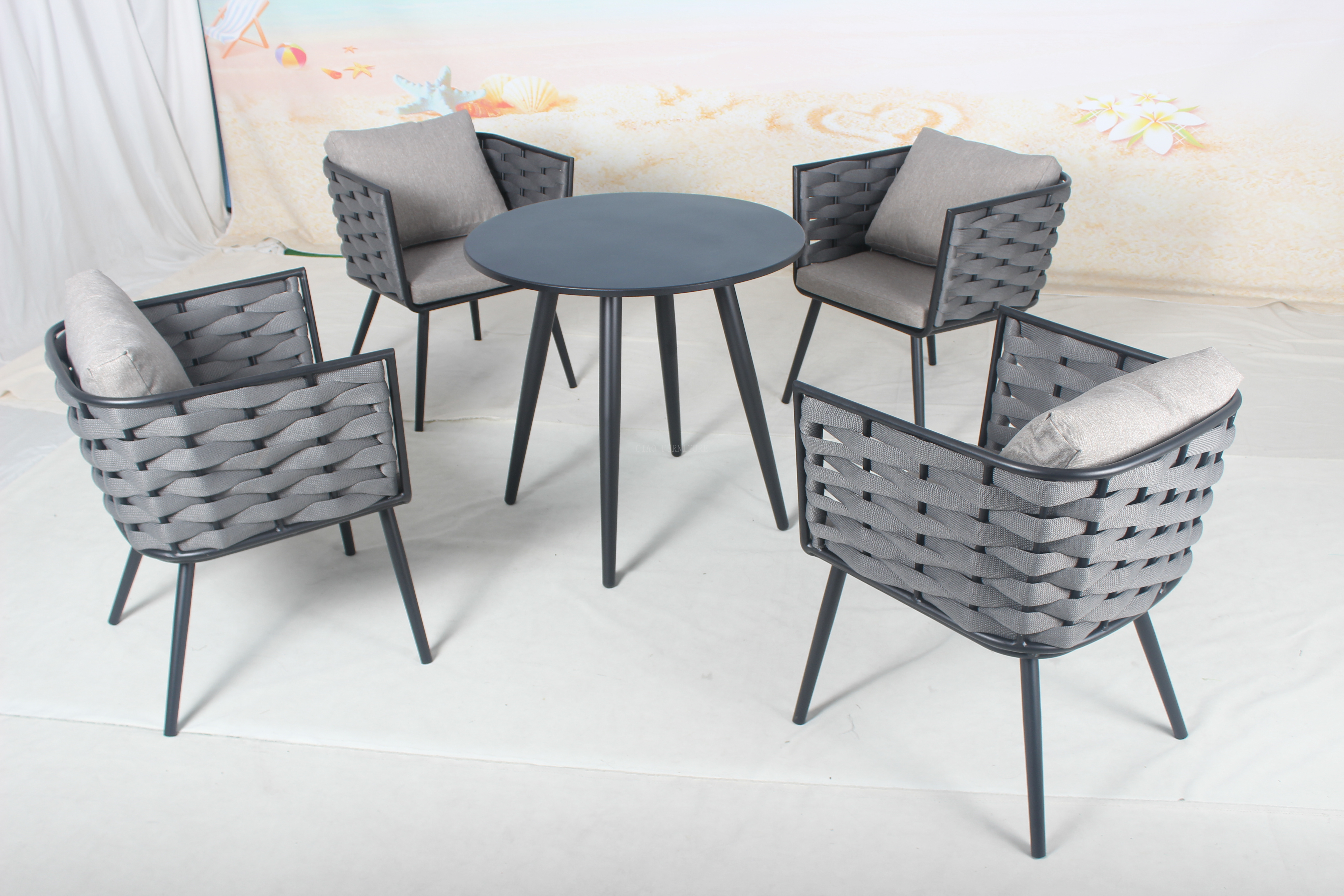 Garden round aluminum table and chairs set