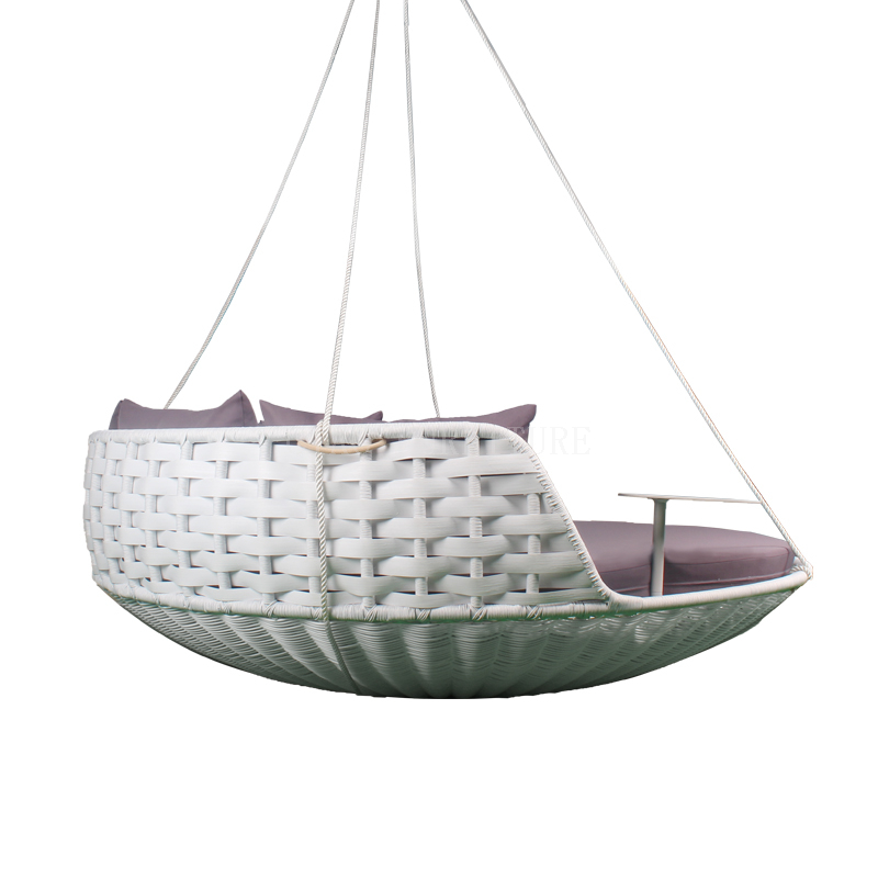 Rattan outdoor round hanging daybed