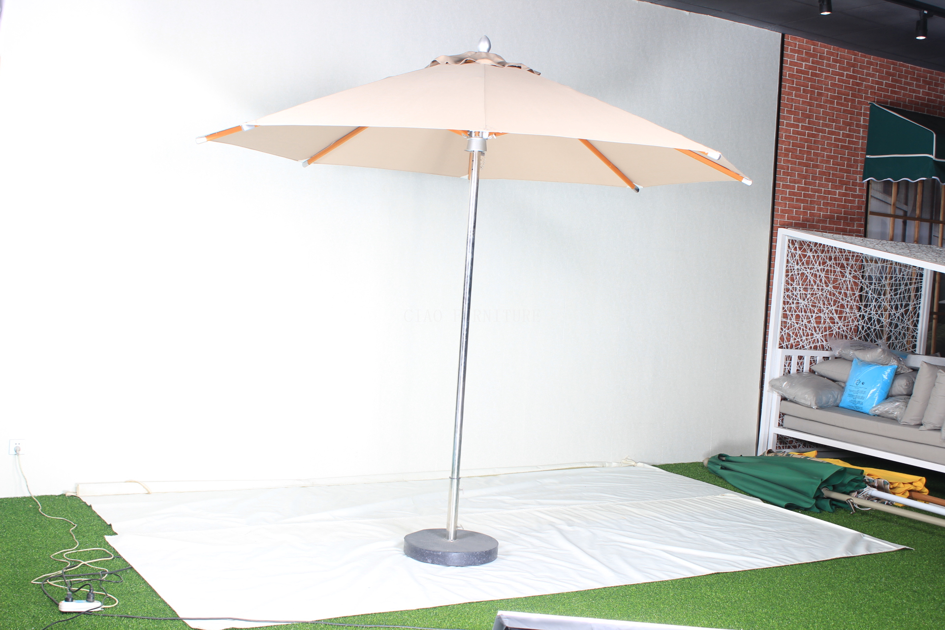 Waterproof outdoor patio sun umbrella