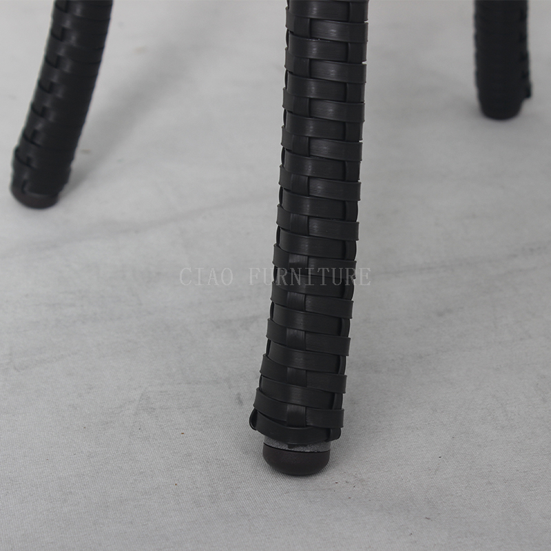 Round black rattan outdoor side table from China manufacturer CIAO